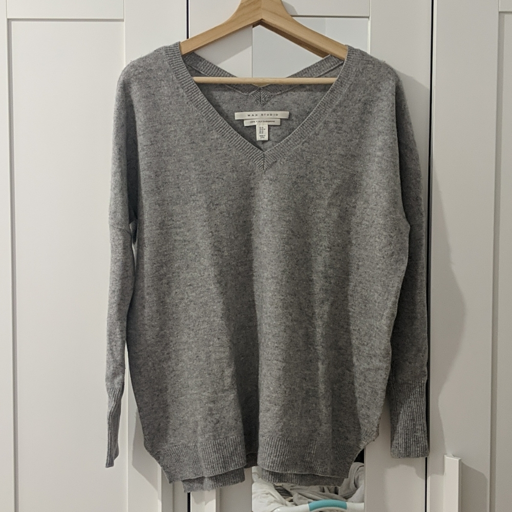 Max Studio Cashmere sweater